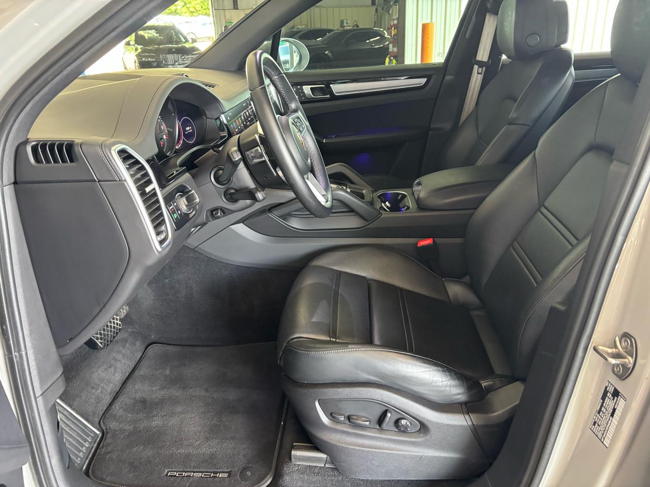 Porsche Cayenne AWD 2023