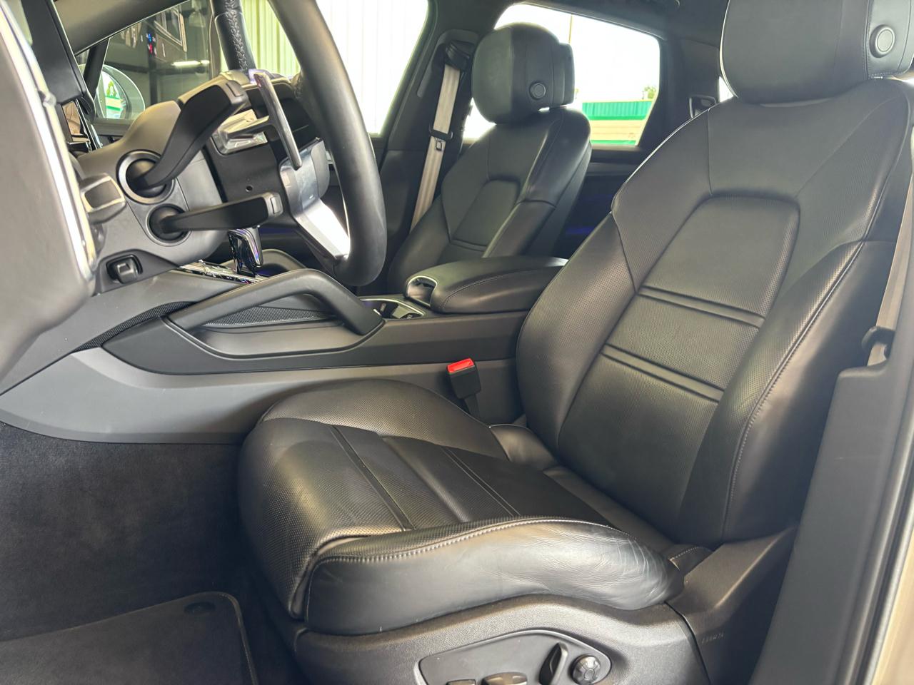 Porsche Cayenne AWD 2023