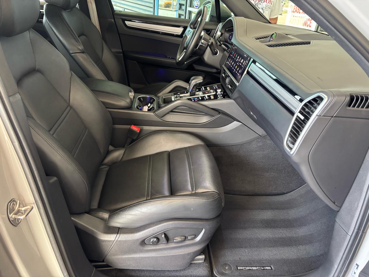 Porsche Cayenne AWD 2023