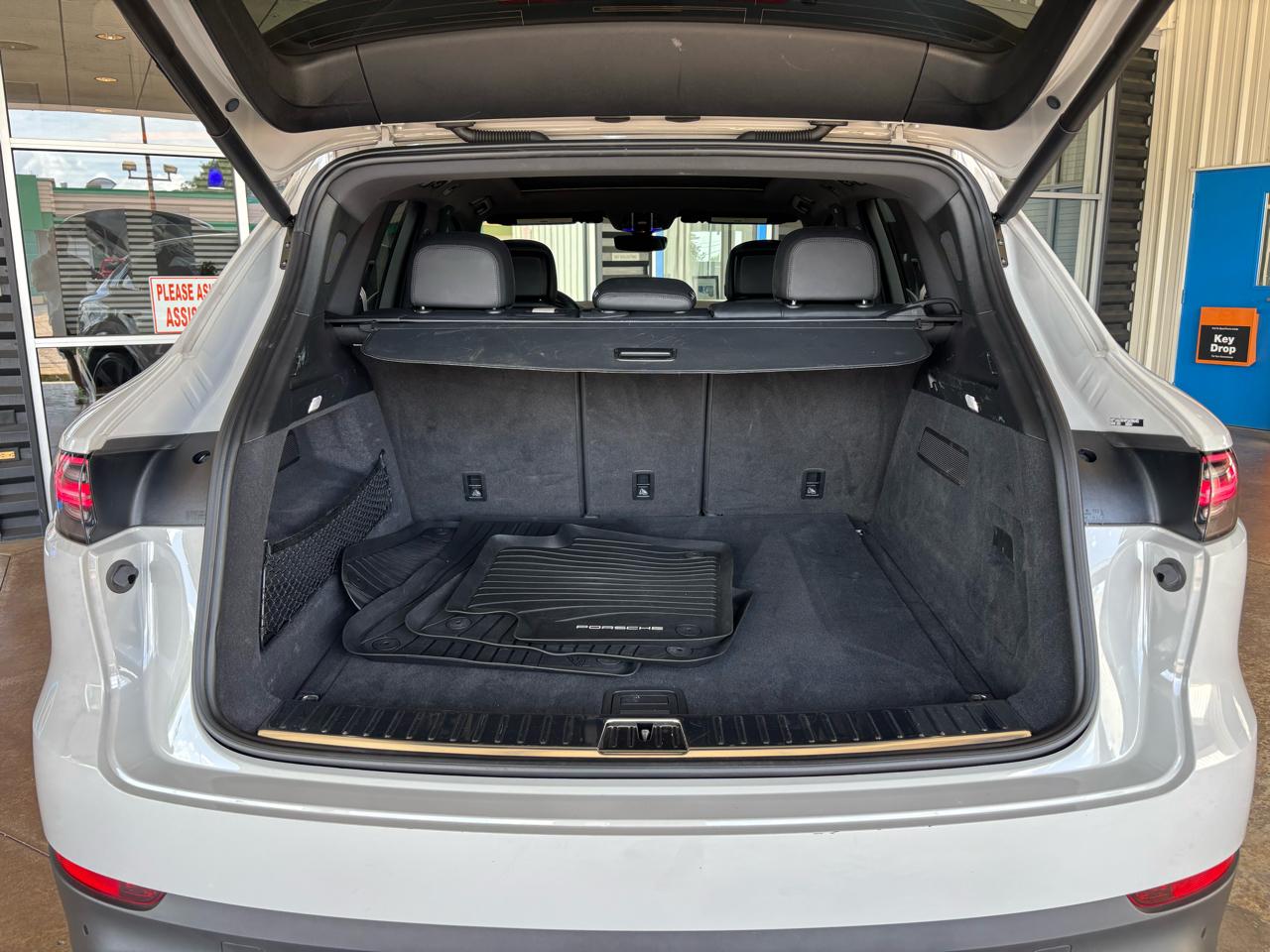 Porsche Cayenne AWD 2023