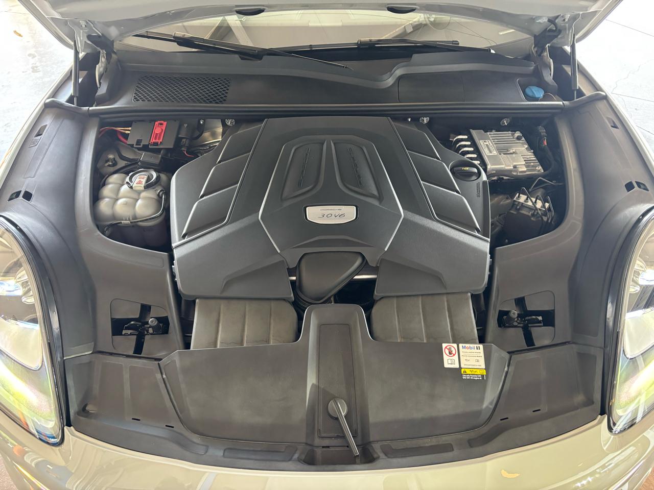 Porsche Cayenne AWD 2023