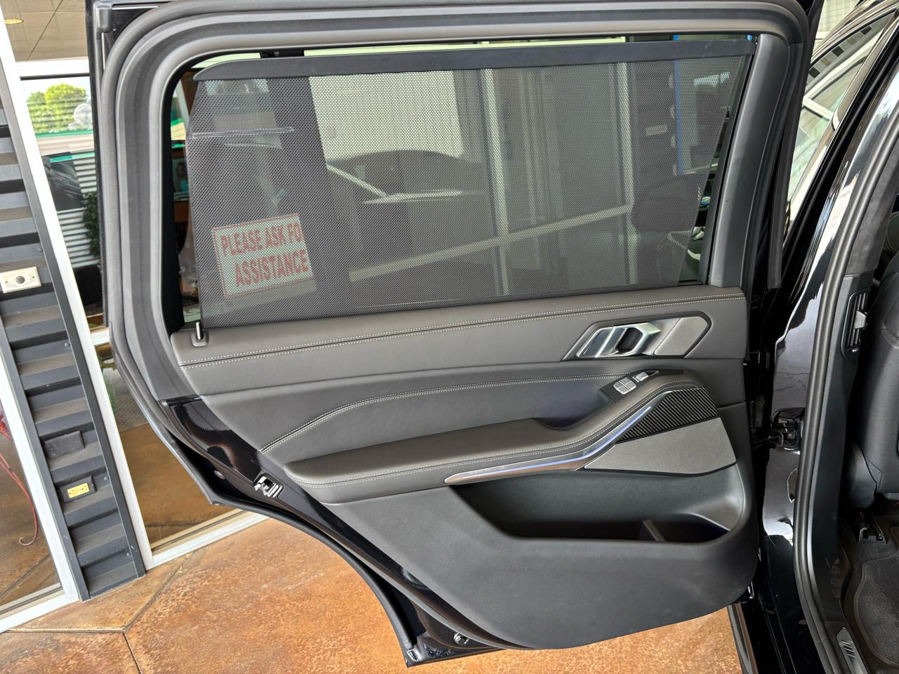 BMW X7 M60i Sports Activity Vehicle 2025