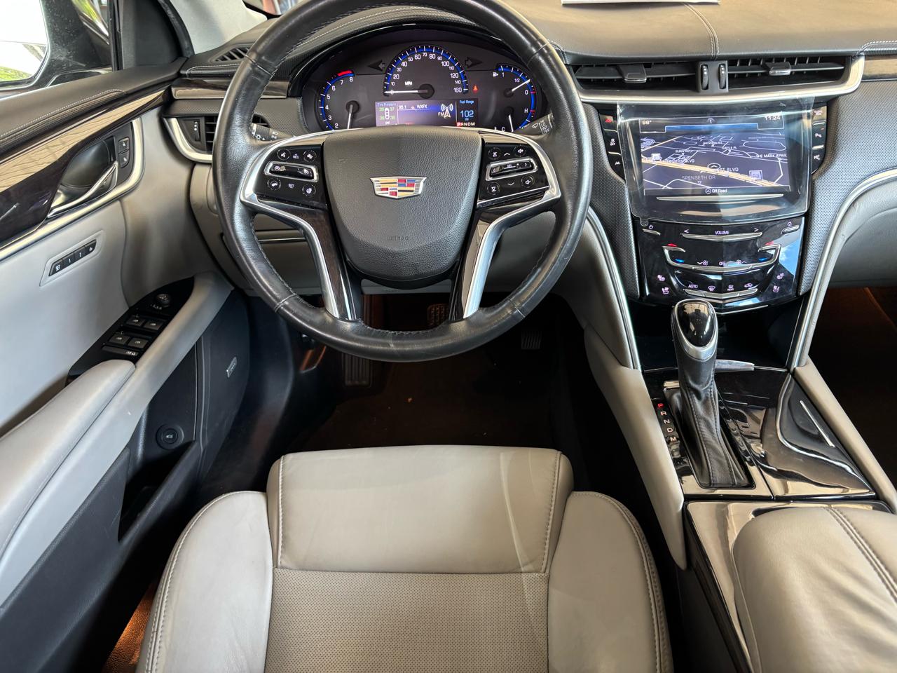 Cadillac XTS 4dr Sdn Luxury Collection FWD 2016
