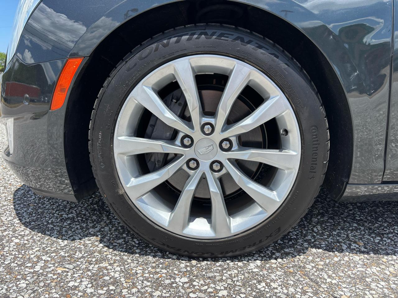 Cadillac XTS 4dr Sdn Luxury Collection FWD 2016
