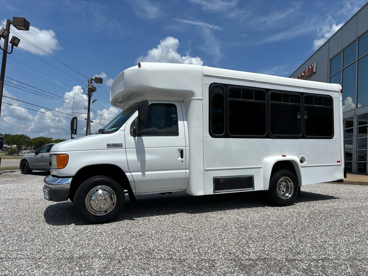 Ford E-Series E-350 XL Super Duty Extended 2006