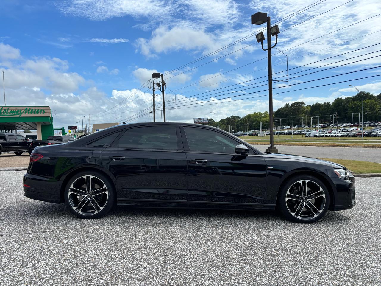 Audi A8 L 55 TFSI quattro 2025