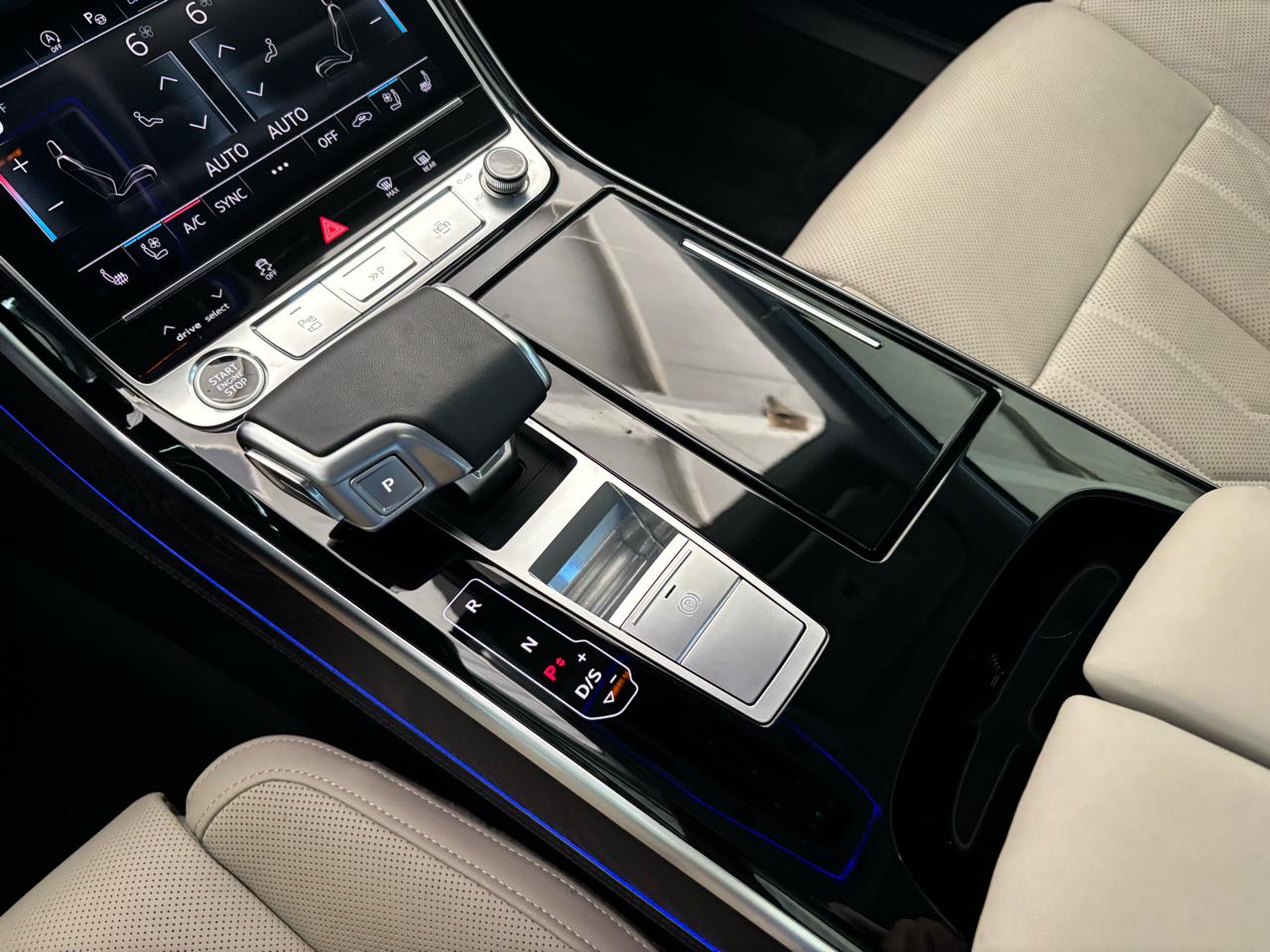 Audi A8 L 55 TFSI quattro 2025
