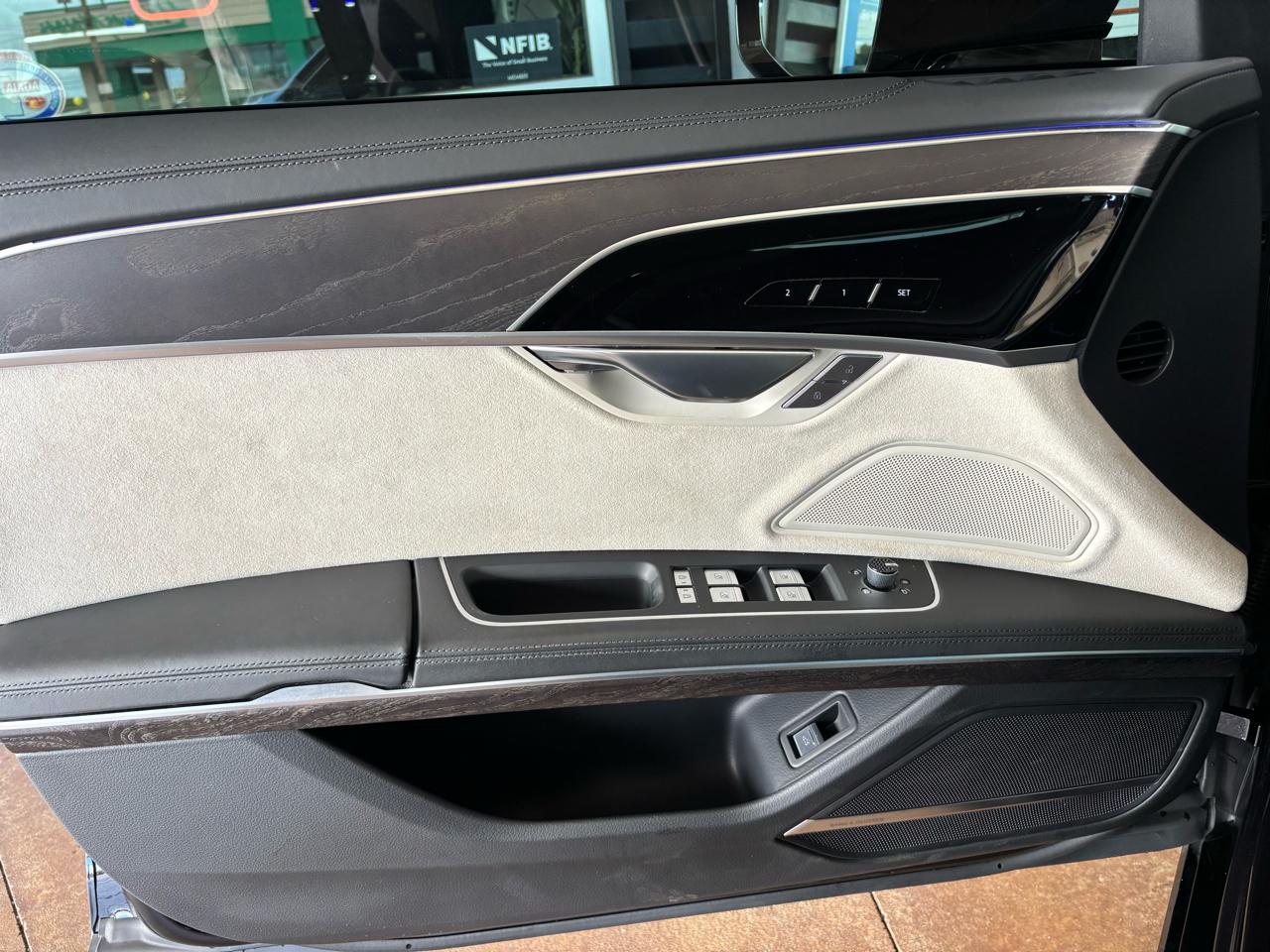 Audi A8 L 55 TFSI quattro 2025