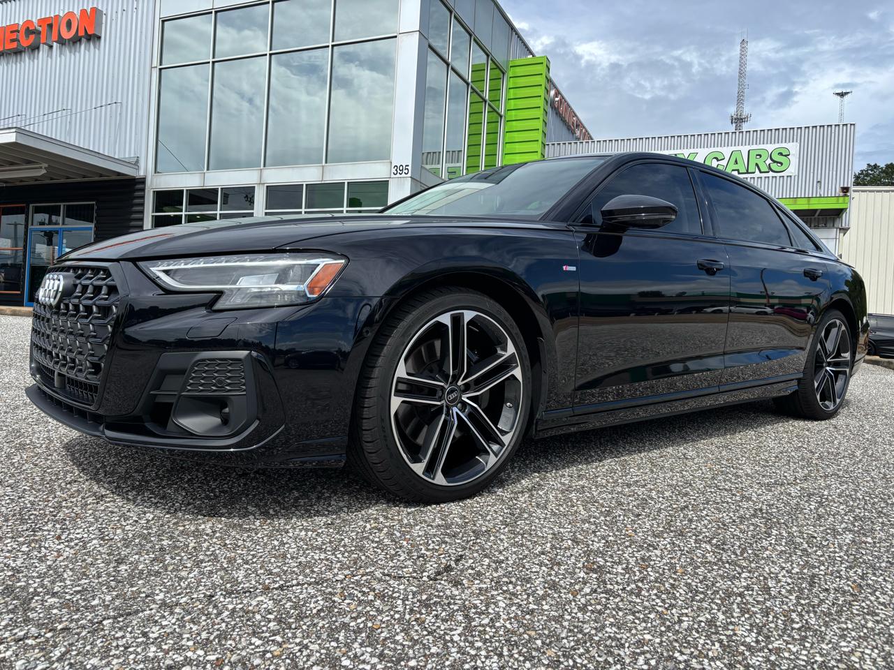 Audi A8 L 55 TFSI quattro 2025