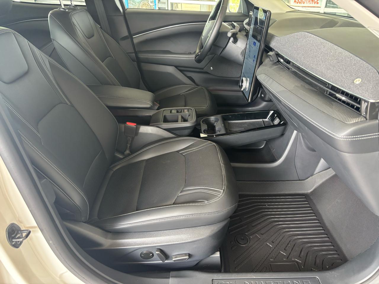 Ford Mustang Mach-E Premium RWD 2025