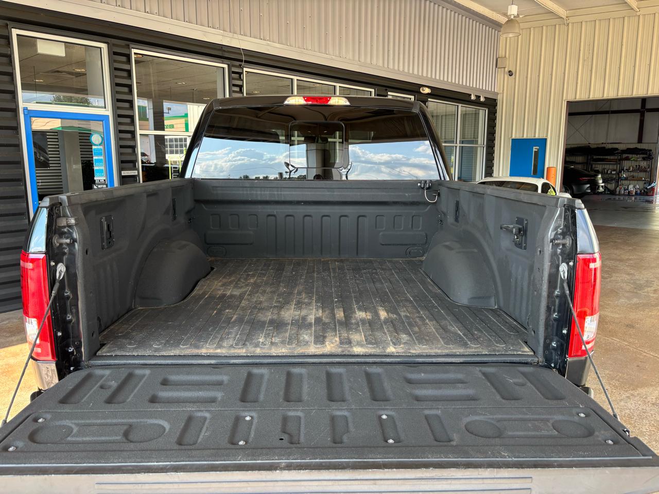Ford F-150 XLT 4WD SuperCrew 5.5' Box 2017