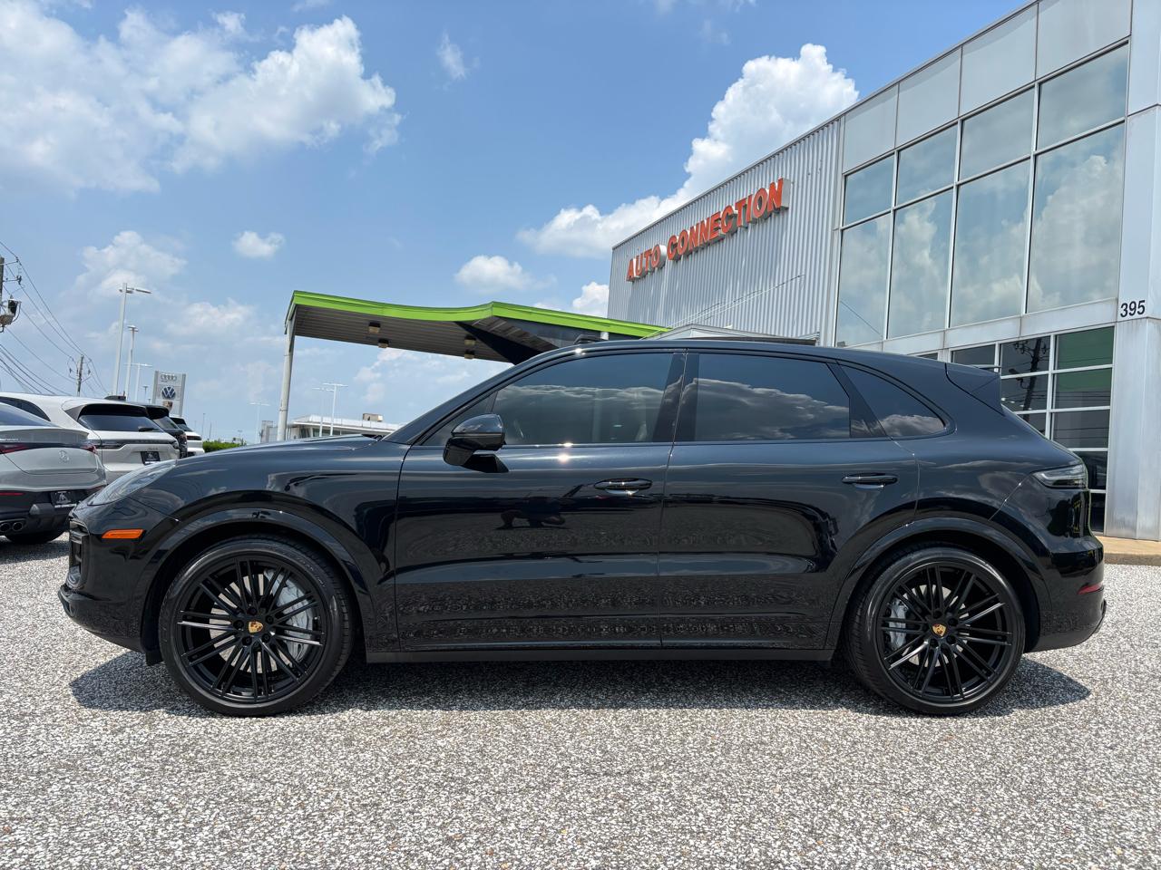 Porsche Cayenne Turbo AWD 2023