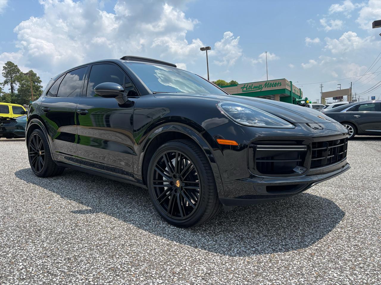 Porsche Cayenne Turbo AWD 2023