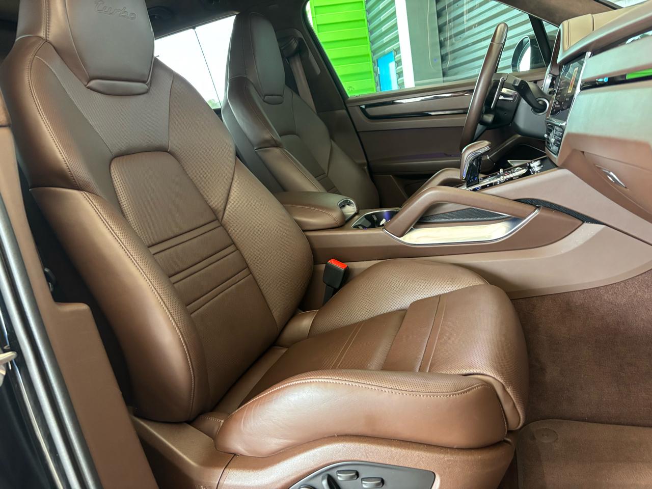 Porsche Cayenne Turbo AWD 2023