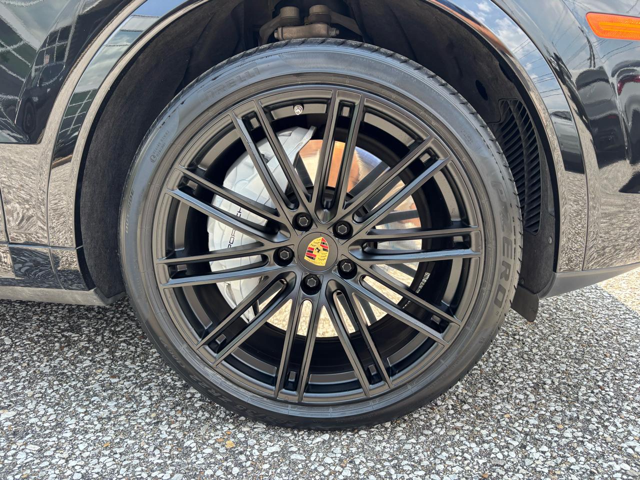 Porsche Cayenne Turbo AWD 2023