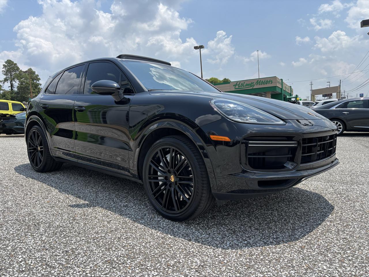 Porsche Cayenne Turbo AWD 2023