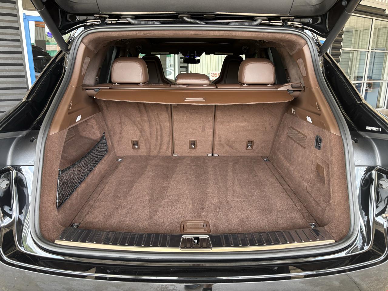 Porsche Cayenne Turbo AWD 2023