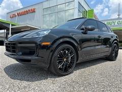 2023 Porsche Cayenne 