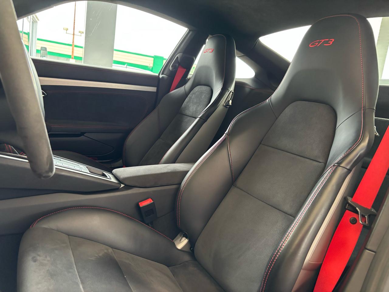 Porsche 911 2dr Cpe GT3 2015