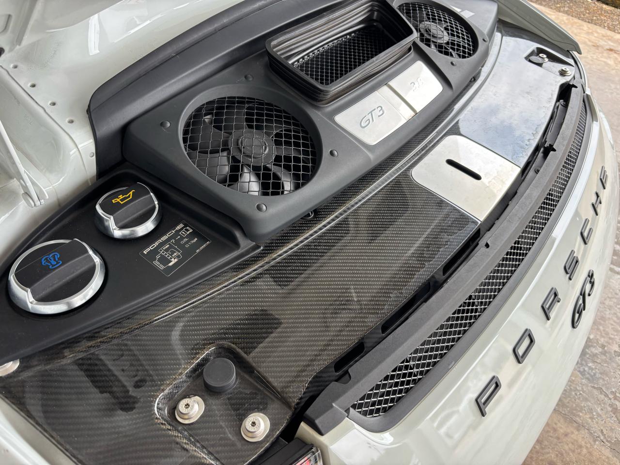 Porsche 911 2dr Cpe GT3 2015