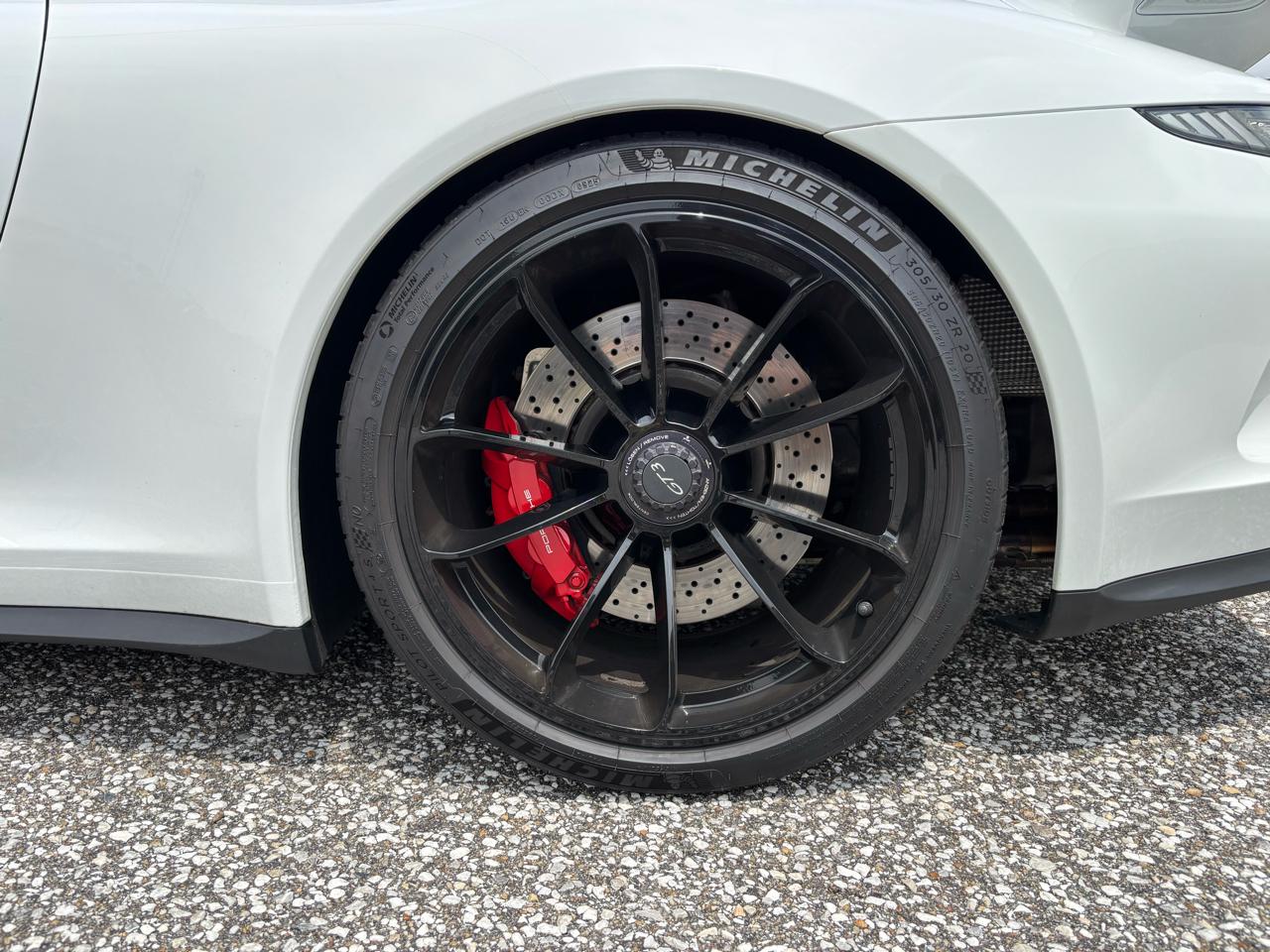 Porsche 911 2dr Cpe GT3 2015