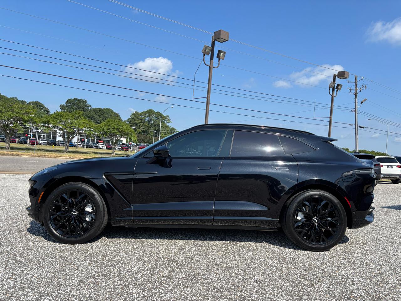 Aston Martin DBX AWD 2021