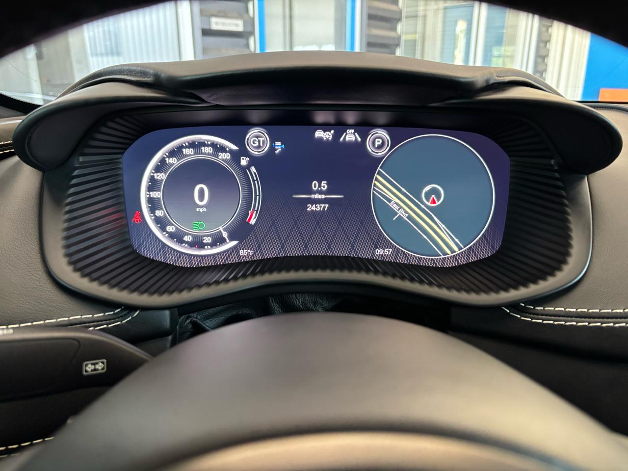 Aston Martin DBX AWD 2021