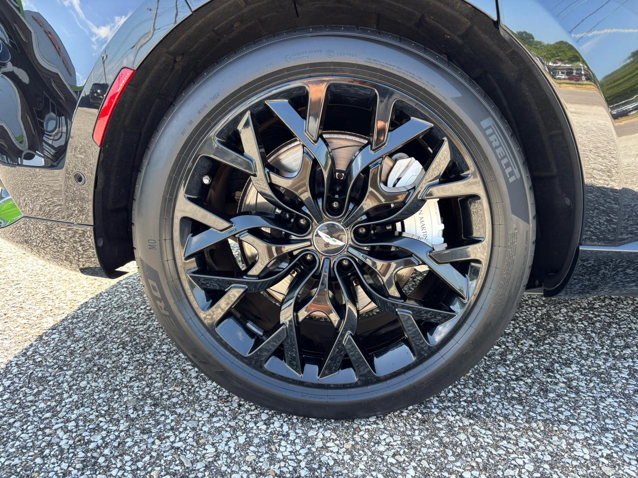 Aston Martin DBX AWD 2021