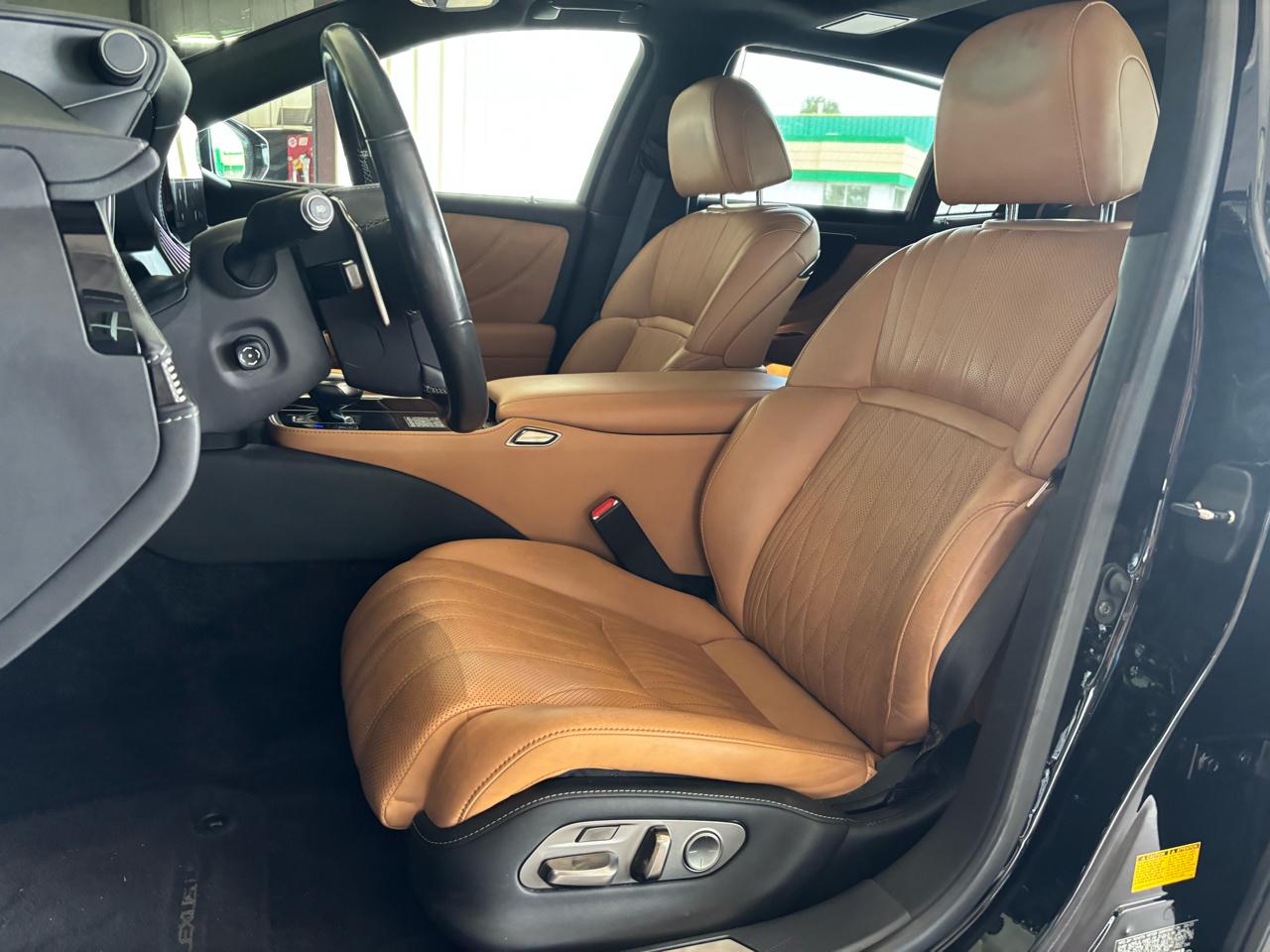 Lexus LS LS 500 AWD 2023