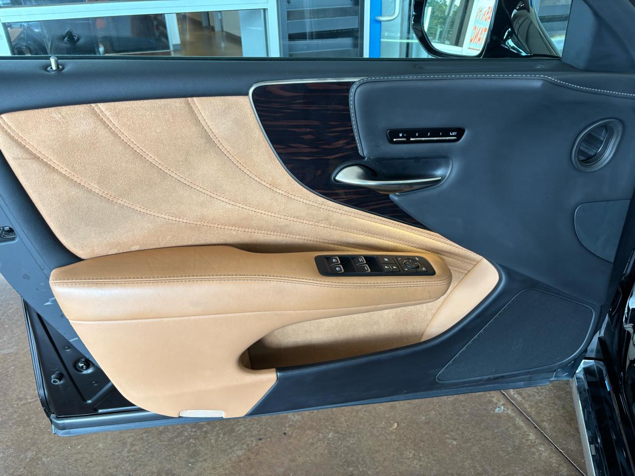 Lexus LS LS 500 AWD 2023