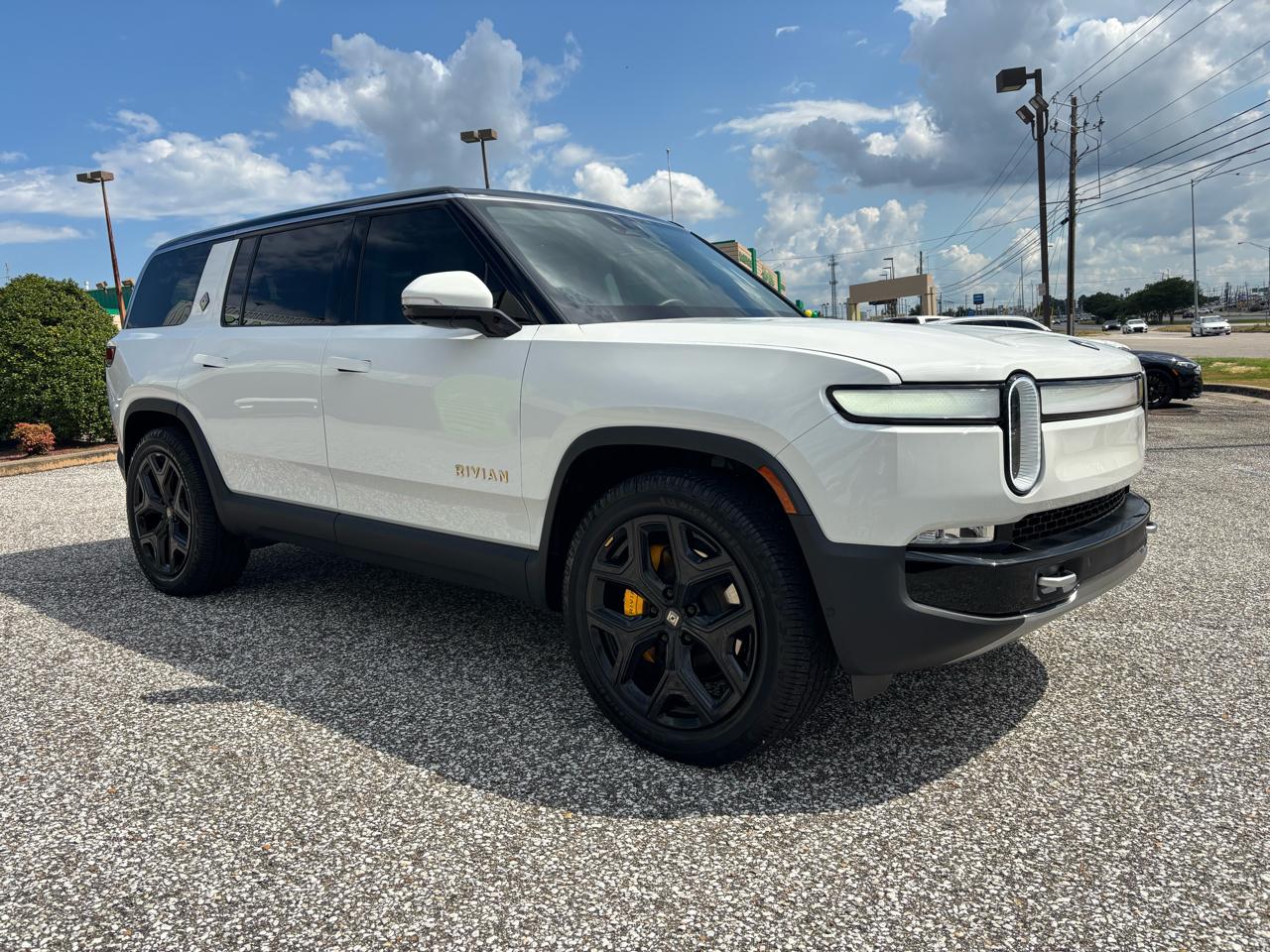 Rivian R1S Adventure Quad-Motor Large Pack 2024