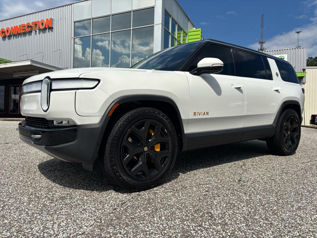 Rivian R1S Adventure Quad-Motor Large Pack 2024
