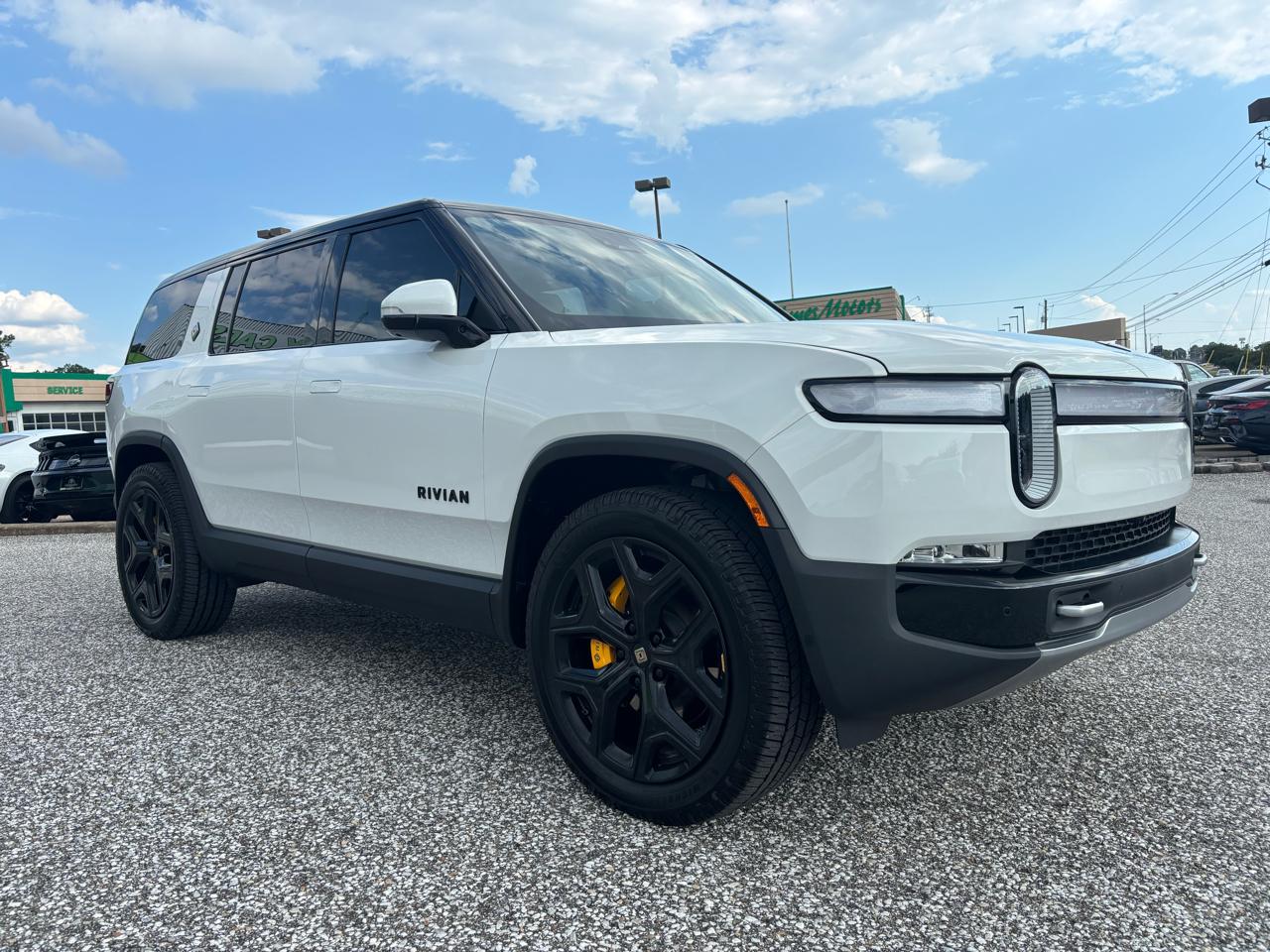 Rivian R1S Adventure Quad-Motor Large Pack 2024