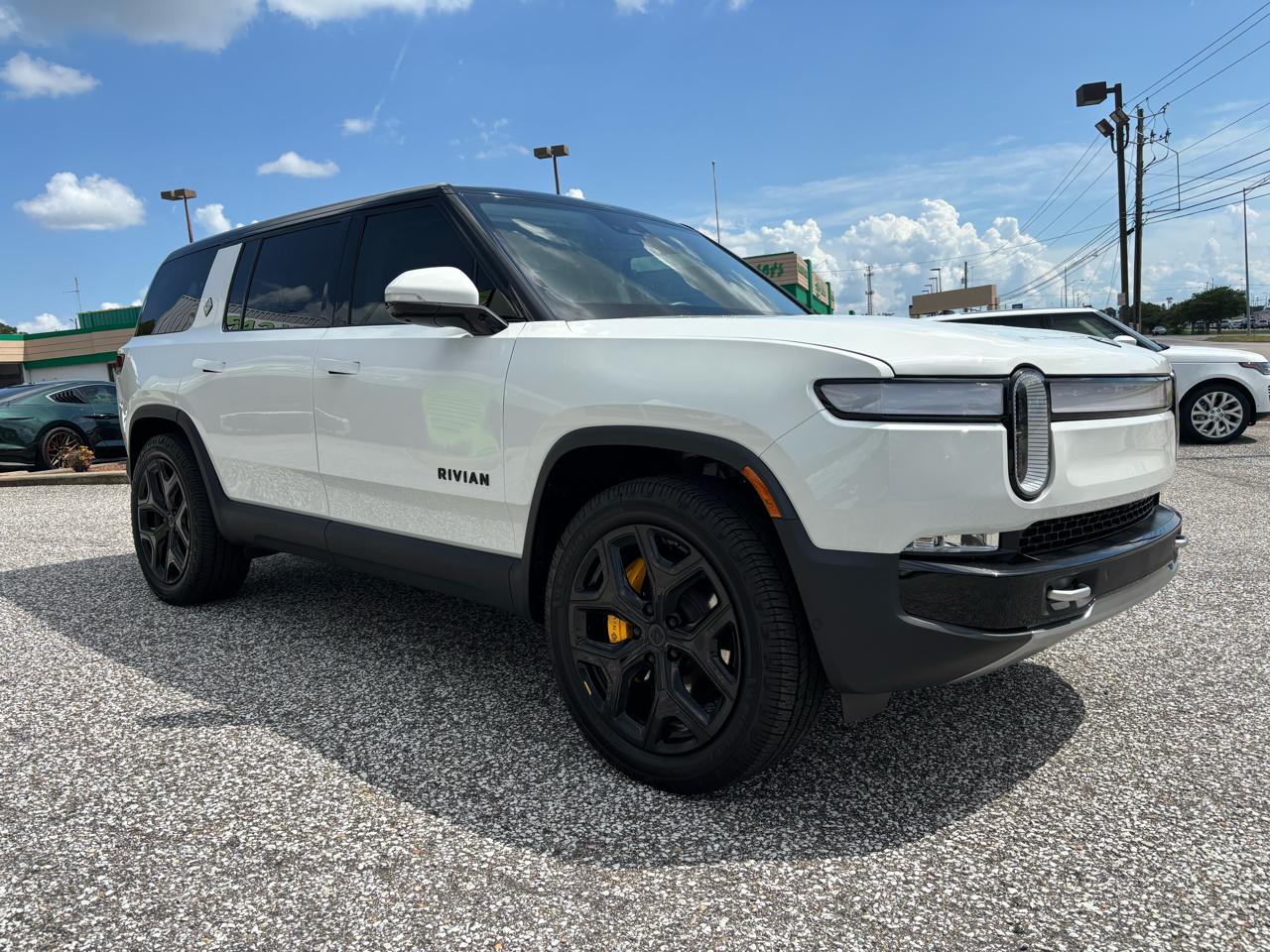Rivian R1S Adventure Quad-Motor Large Pack 2024