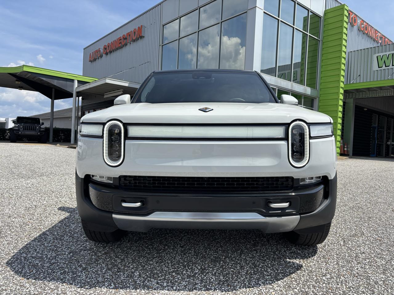 Rivian R1S Adventure Quad-Motor Large Pack 2023