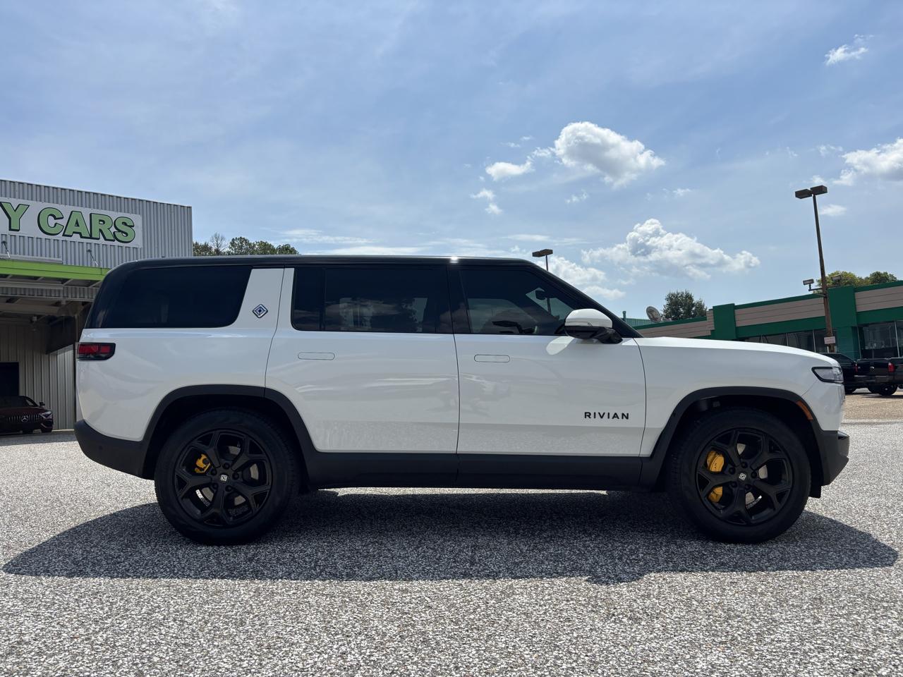 Rivian R1S Adventure Quad-Motor Large Pack 2023