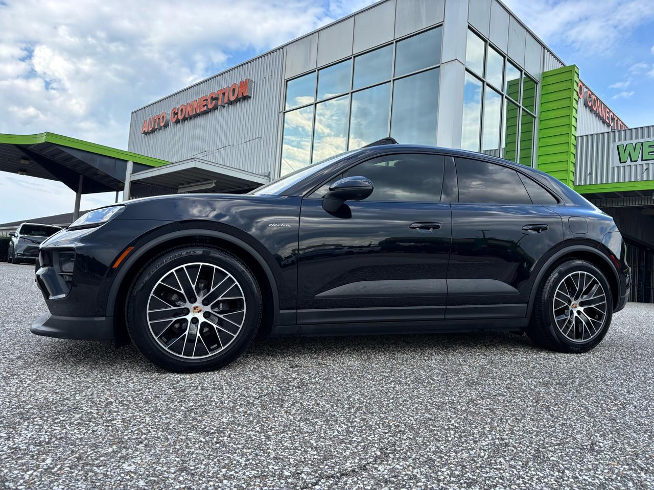 Porsche Macan Electric 4 AWD 2025