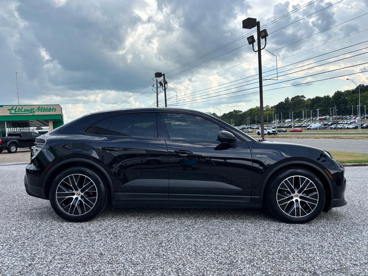 Porsche Macan Electric 4 AWD 2025