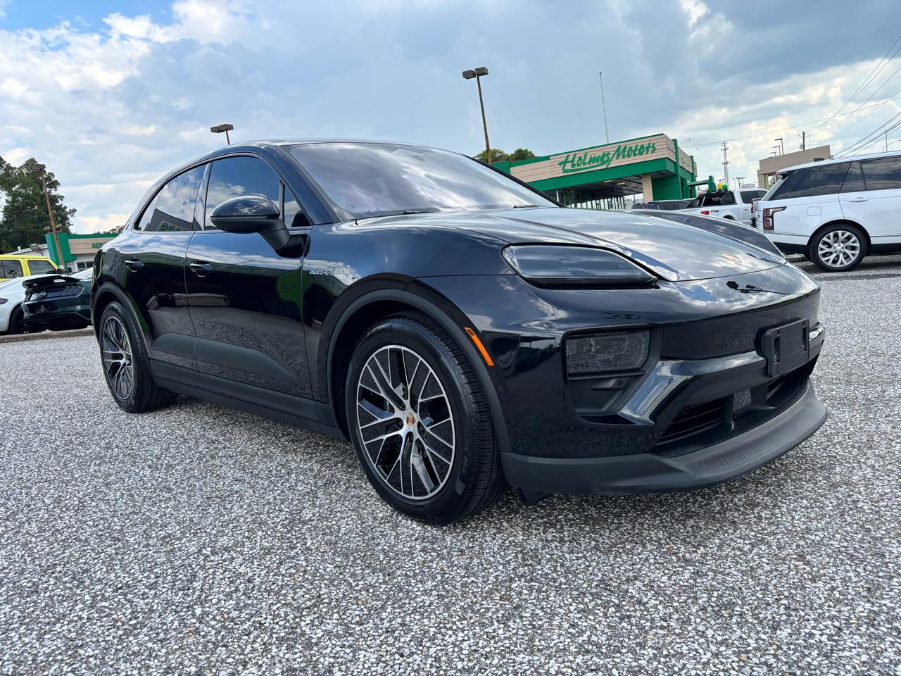 Porsche Macan Electric 4 AWD 2025