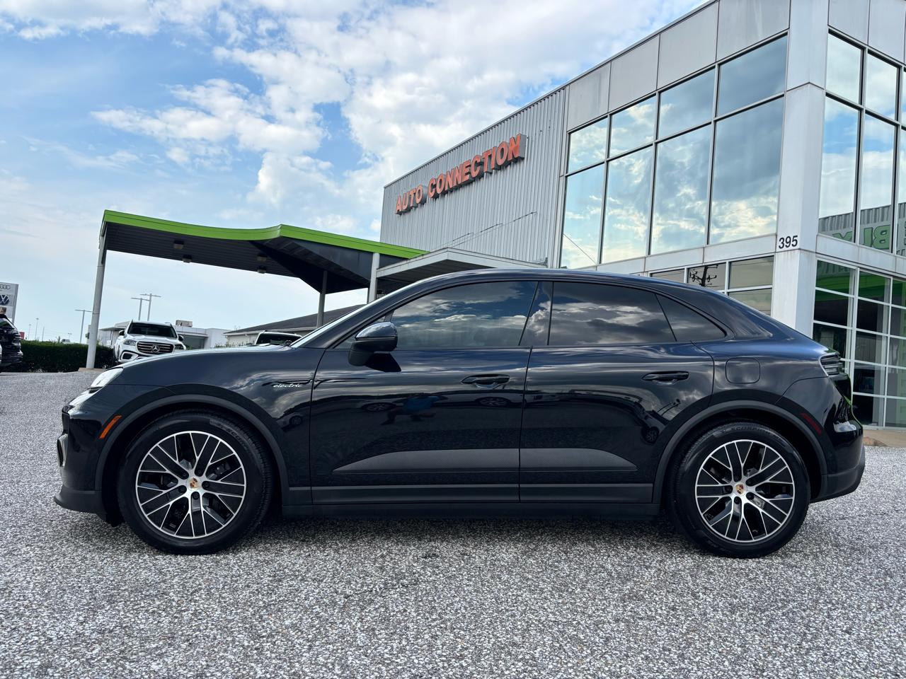 Porsche Macan Electric 4 AWD 2025