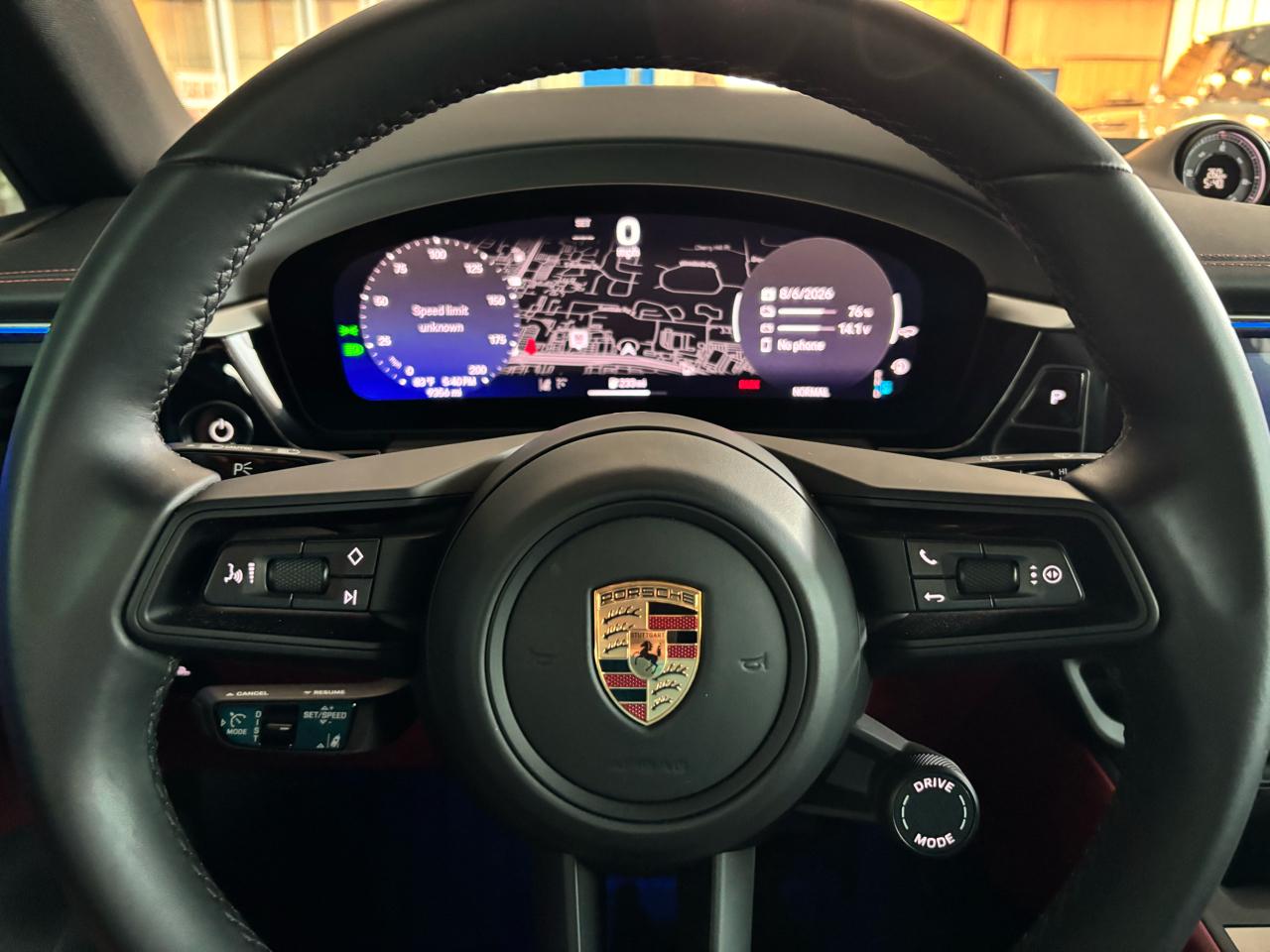 Porsche Macan Electric 4 AWD 2025