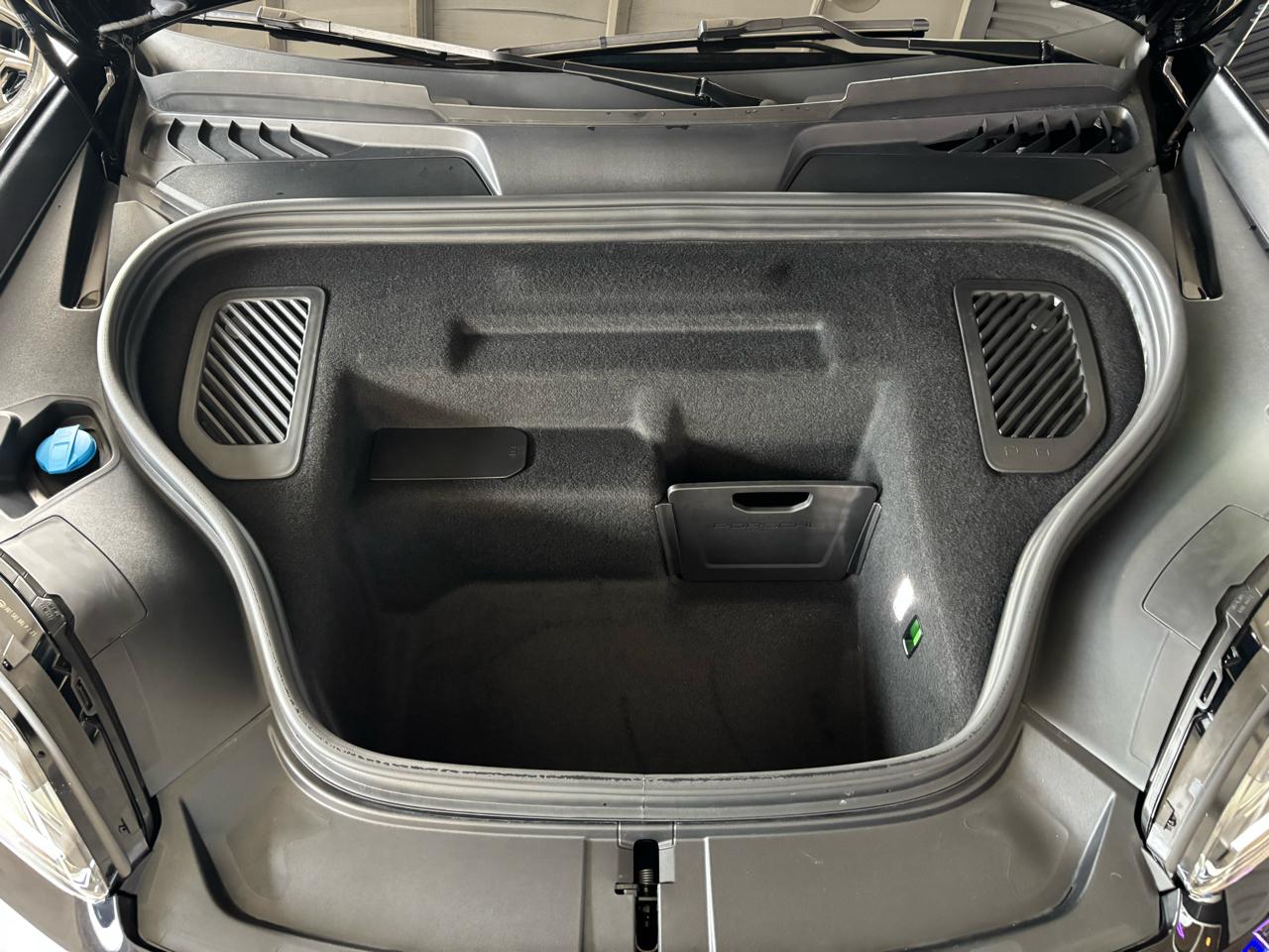 Porsche Macan Electric 4 AWD 2025