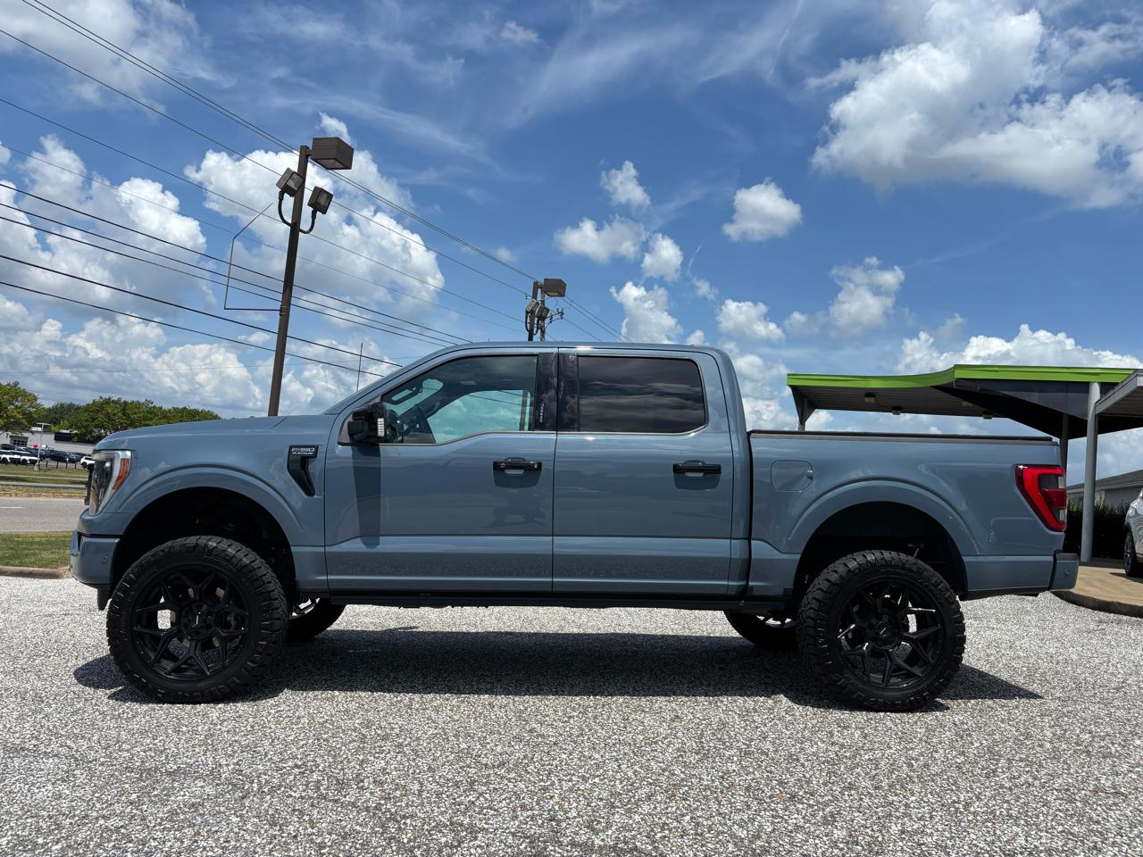 Ford F-150 Platinum 4WD SuperCrew 5.5' Box 2023