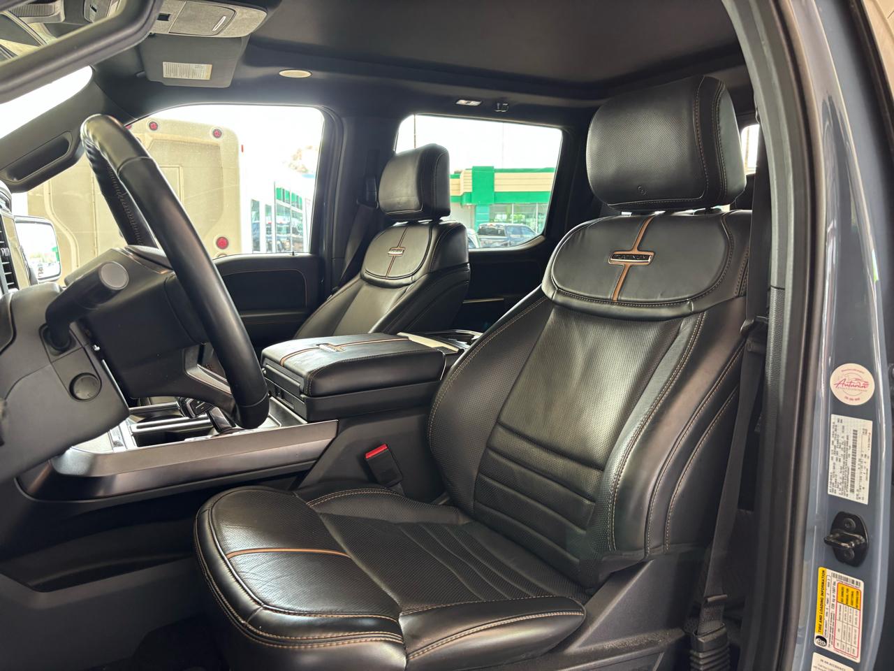 Ford F-150 Platinum 4WD SuperCrew 5.5' Box 2023
