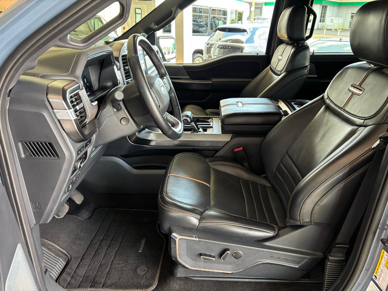 Ford F-150 Platinum 4WD SuperCrew 5.5' Box 2023