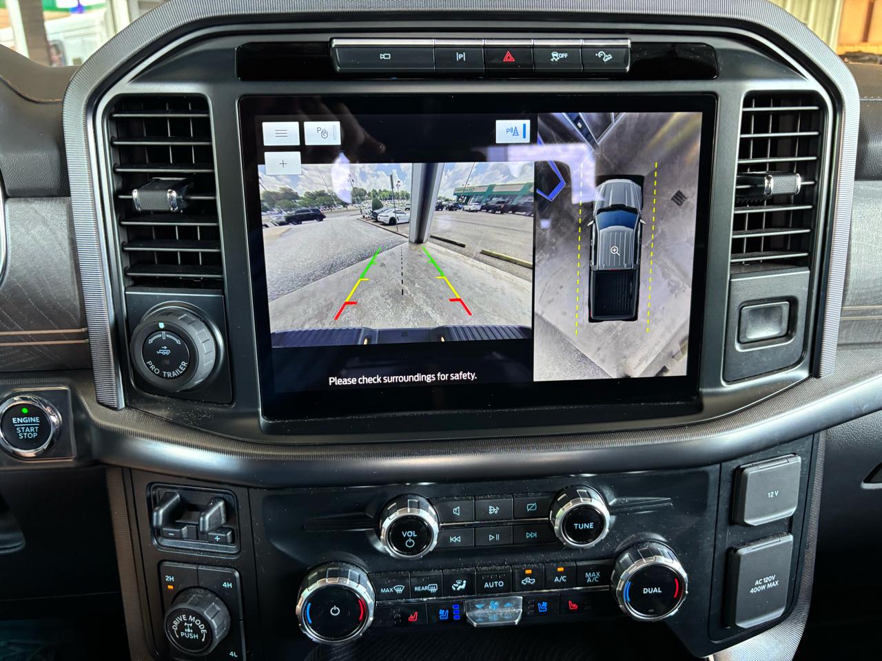 Ford F-150 Platinum 4WD SuperCrew 5.5' Box 2023