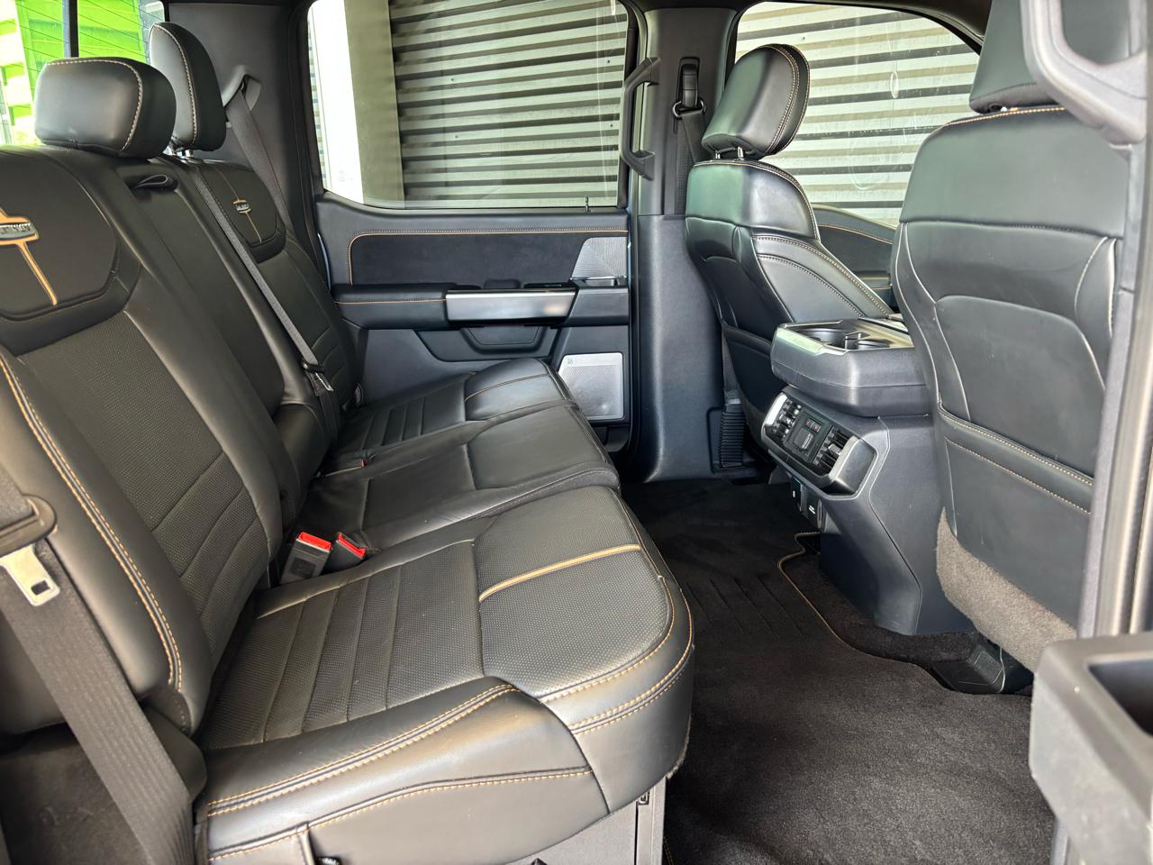 Ford F-150 Platinum 4WD SuperCrew 5.5' Box 2023
