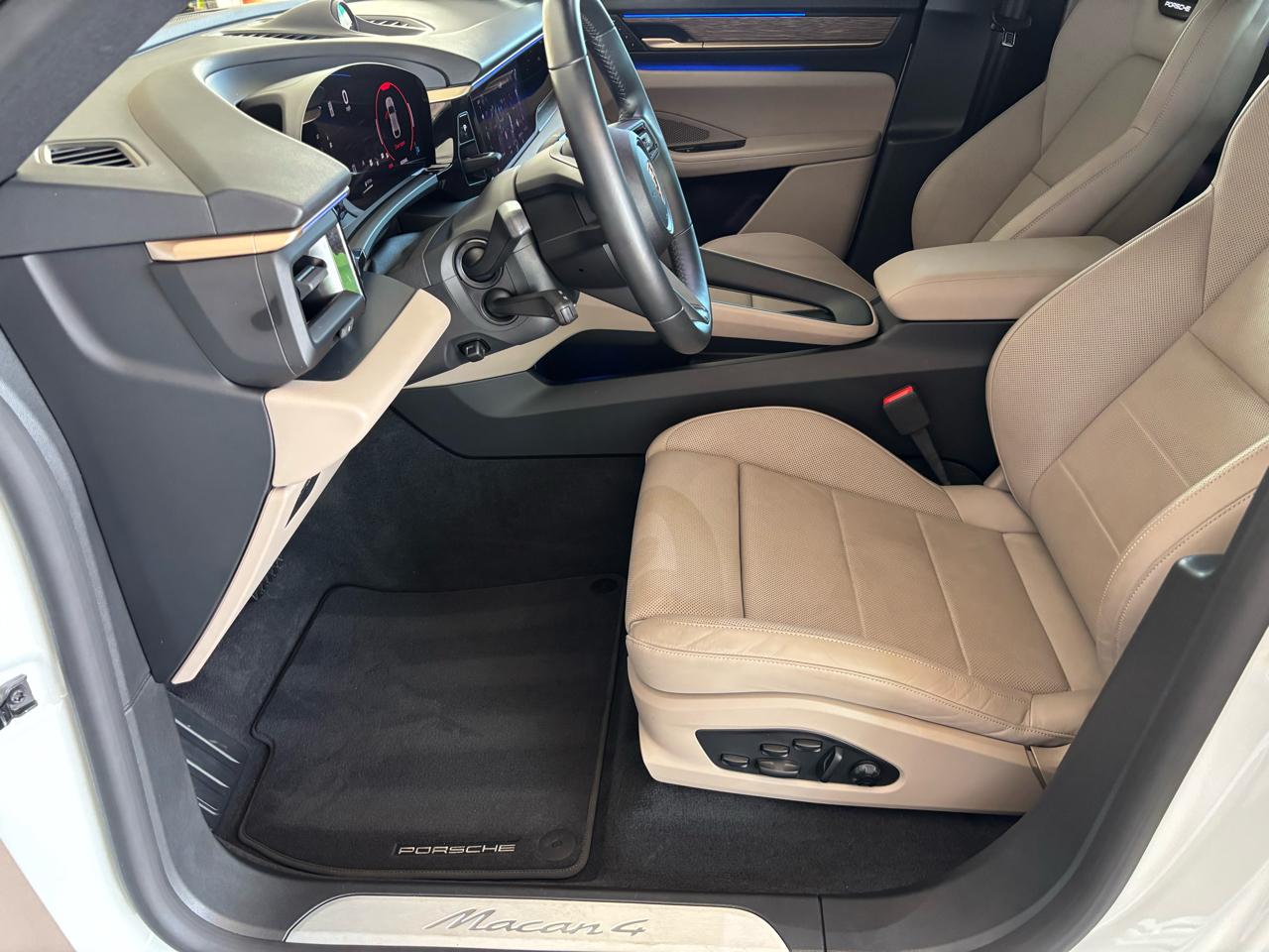Porsche Macan Electric 4 AWD 2024