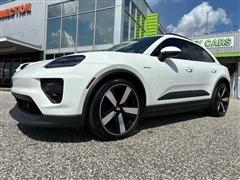 2024 Porsche Macan 