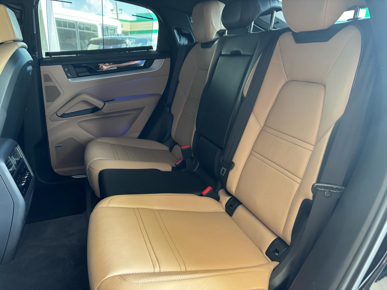 Porsche Cayenne Coupe AWD 2024